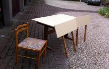 table et 4 chaises