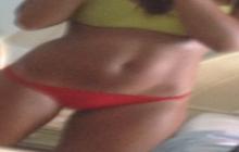 jeune femme 25 ans propose massage de re